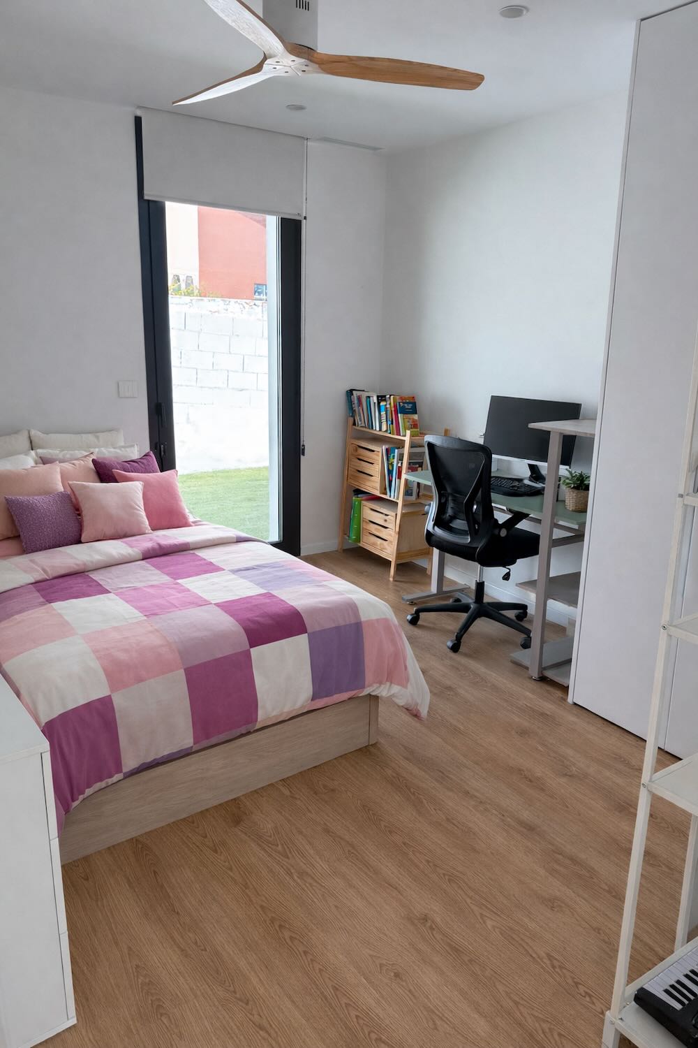 Property 2483 - Image 11